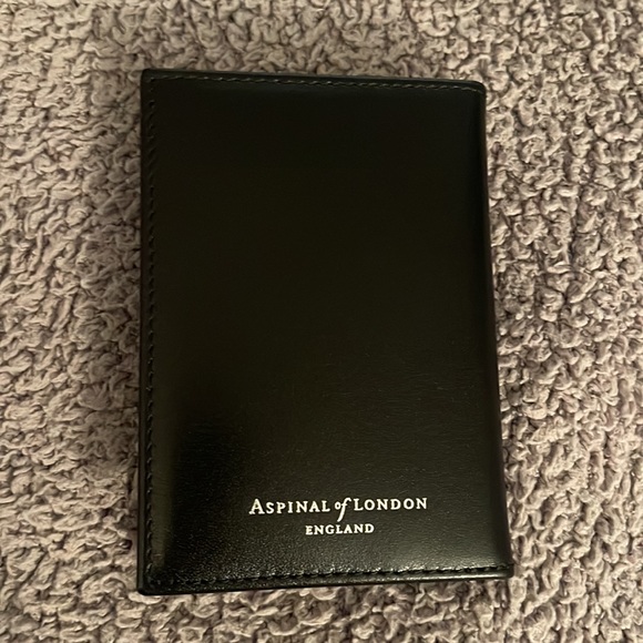 Aspinal of London black leather and grey snakeskin inside 6-pckt card case. - Picture 3 of 4